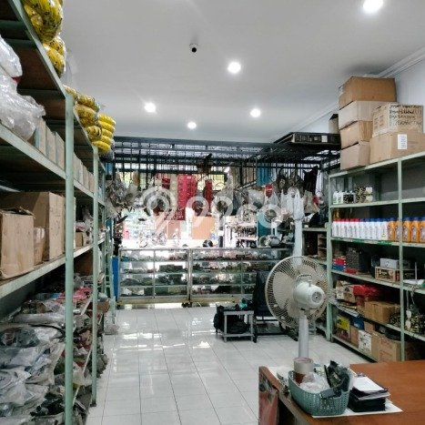 Ruko Dijual di Cengkareng Jakarta Barat dengan Luas Bangunan 198m2 Ruko Dijual di Cengkareng Jakarta Barat dengan Luas Bangunan 198m2