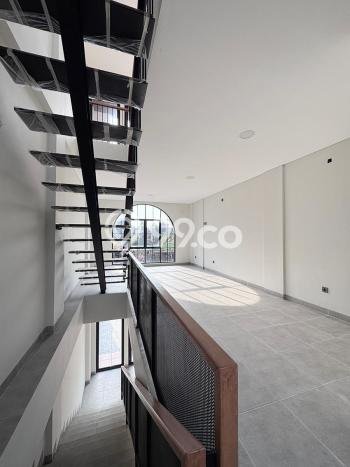 Ruko Dijual Lokasi Stratagis di BSD Tangerang Selatan Cocok untuk Bisnis Ruko Dijual Lokasi Stratagis di BSD Tangerang Selatan Cocok untuk Bisnis