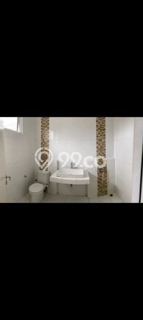 Rumah Luxury Modern Tanpa Renovasi di Duta Garden Jakarta Barat Rumah Luxury Modern Tanpa Renovasi di Duta Garden Jakarta Barat
