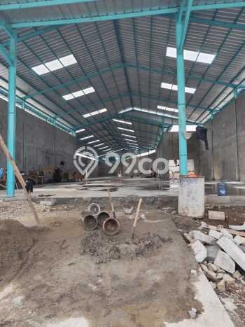Gudang Disewa di Jakarta Barat dengan LB 1400m2 Area Komersial Ramai Gudang Disewa di Jakarta Barat dengan LB 1400m2 Area Komersial Ramai