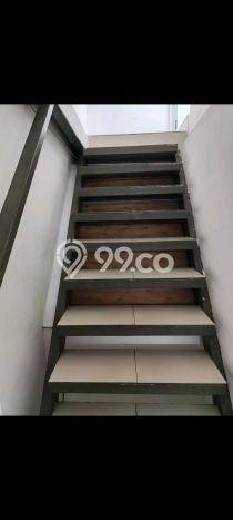 Unit Gudang Dijual di Jakarta Barat LT 120m2 & LB 180m2 Unit Gudang Dijual di Jakarta Barat LT 120m2 & LB 180m2