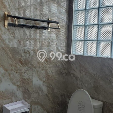 Jual Rumah Mewah Megah Dengan View Cantik di Pegadungan, Jakarta Barat Jual Rumah Mewah Megah Dengan View Cantik di Pegadungan, Jakarta Barat