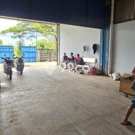 Gudang Dijual di Tangerang LT 1100m2 & LB 760m2 Lokasi Terbaik! Gudang Dijual di Tangerang LT 1100m2 & LB 760m2 Lokasi Terbaik!
