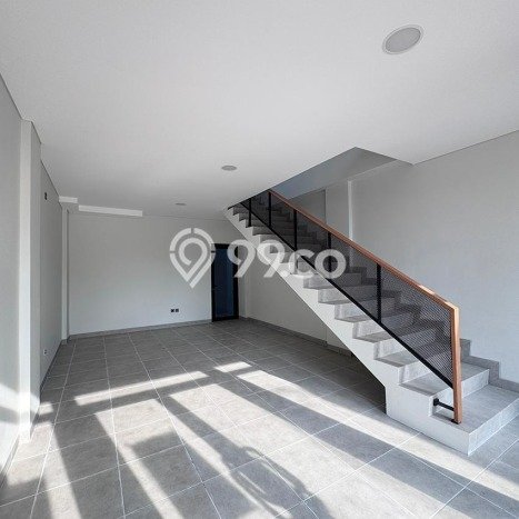 Ruko Dijual Lokasi Stratagis di BSD Tangerang Selatan Cocok untuk Bisnis Ruko Dijual Lokasi Stratagis di BSD Tangerang Selatan Cocok untuk Bisnis