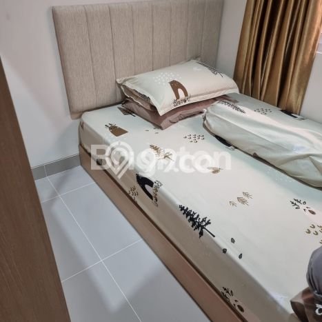 Jual Rumah Mewah Megah Dengan View Eksklusif di Gading Serpong, Tangerang Jual Rumah Mewah Megah Dengan View Eksklusif di Gading Serpong, Tangerang
