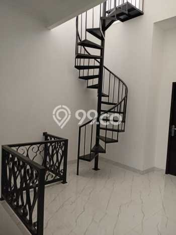 Dijual Rumah Mewah Exclusive di Duren Sawit, Jakarta Timur Dijual Rumah Mewah Exclusive di Duren Sawit, Jakarta Timur