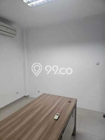 Ruko Disewa di Kelapa Gading, Jakarta Utara, LT 68m2 / LB 250m2 Ruko Disewa di Kelapa Gading, Jakarta Utara, LT 68m2 / LB 250m2