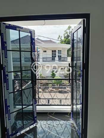 Dijual Rumah Mewah Exclusive di Duren Sawit, Jakarta Timur Dijual Rumah Mewah Exclusive di Duren Sawit, Jakarta Timur