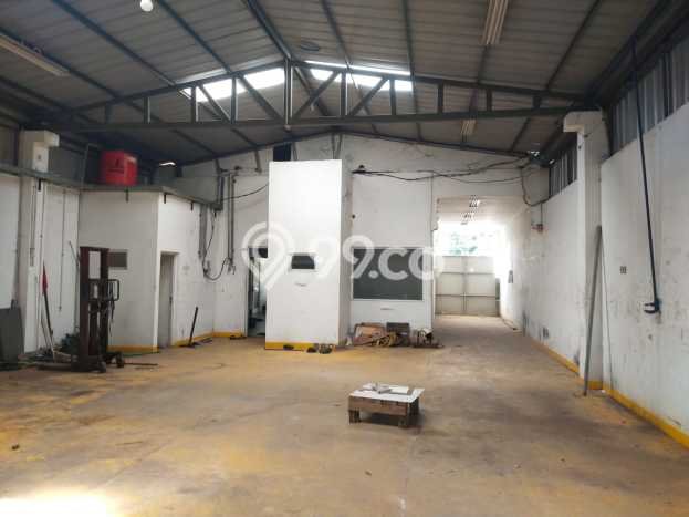 Gudang Dijual Lokasi Emas di Setu Luas 400m2 Gudang Dijual Lokasi Emas di Setu Luas 400m2