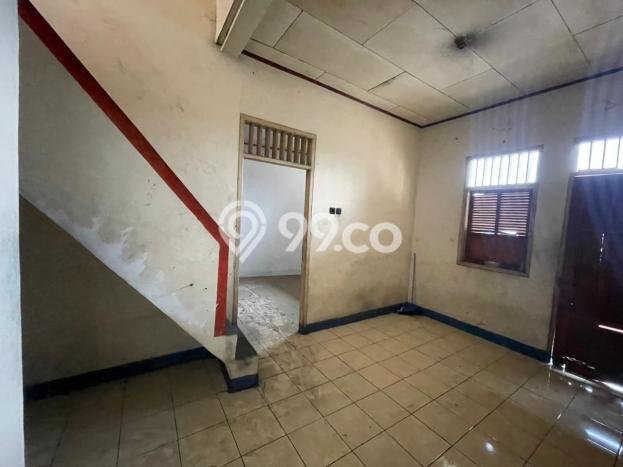 Ruko Disewa di Jakarta Timur dengan LB 209m2 Area Komersial Ramai Ruko Disewa di Jakarta Timur dengan LB 209m2 Area Komersial Ramai