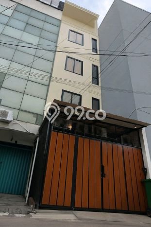 Unit Kost Dijual di Jembatan Lima dengan 20 Kamar Area Strategis Unit Kost Dijual di Jembatan Lima dengan 20 Kamar Area Strategis