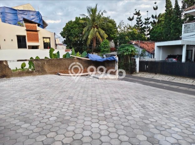 Tanah Dijual di Jakarta Selatan Seluas 336m2 Strategis Tanah Dijual di Jakarta Selatan Seluas 336m2 Strategis
