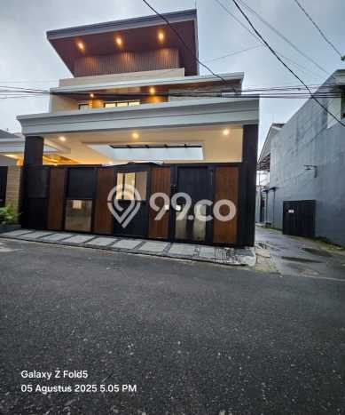 Best Deal Hunian Mewah Ideal dan Luas di Kebayoran Baru, Jakarta Selatan Best Deal Hunian Mewah Ideal dan Luas di Kebayoran Baru, Jakarta Selatan
