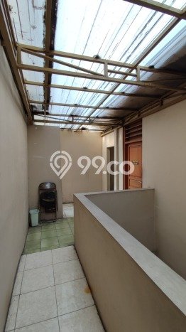 Siap Huni Rumah Mewah 10 Kamar di Gayungan Dekat ke Mana Pun Siap Huni Rumah Mewah 10 Kamar di Gayungan Dekat ke Mana Pun