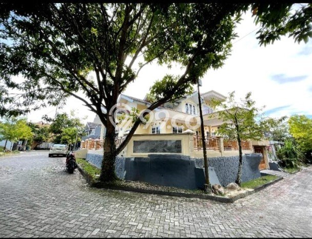Rumah Mewah Dijual LT 265m2 di Balikpapan Selatan, Balikpapan Rumah Mewah Dijual LT 265m2 di Balikpapan Selatan, Balikpapan