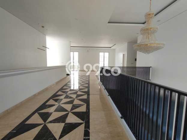 Rumah Mewah Siap Huni LT 518m2 di Sentul, Bogor Rumah Mewah Siap Huni LT 518m2 di Sentul, Bogor