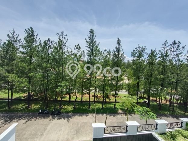 HOT PROPERTY! Rumah Strategis di Sentul City, Luas 420m2m² Bangunan 550m2m² HOT PROPERTY! Rumah Strategis di Sentul City, Luas 420m2m² Bangunan 550m2m²