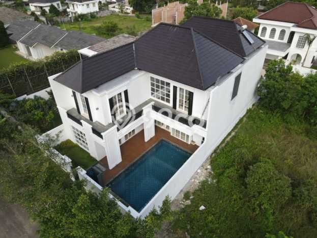 Rumah Mewah Siap Huni LT 518m2 di Sentul, Bogor Rumah Mewah Siap Huni LT 518m2 di Sentul, Bogor