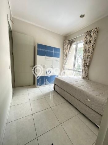 Jarang Ada! Rumah Kontrakan 3 Kamar Bagus Siap Huni BSD City Jarang Ada! Rumah Kontrakan 3 Kamar Bagus Siap Huni BSD City