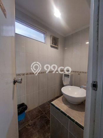 Rumah Luxury Modern Tanpa Renovasi di BSD City Tangerang Rumah Luxury Modern Tanpa Renovasi di BSD City Tangerang