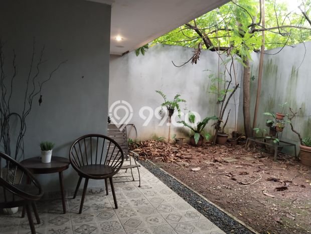 Rumah sewa siap huni 4 KT di BSD, Tangerang Rumah sewa siap huni 4 KT di BSD, Tangerang