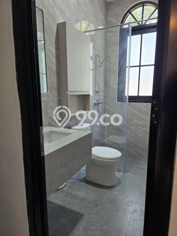Rumah Elit Modern Tanpa Renovasi di BSD Vanya Park Tangerang Rumah Elit Modern Tanpa Renovasi di BSD Vanya Park Tangerang