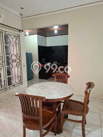 Rumah Sewa Tangerang LT 250m2 LB 300m2 Kawasan BSD Taman Giri Loka Rumah Sewa Tangerang LT 250m2 LB 300m2 Kawasan BSD Taman Giri Loka