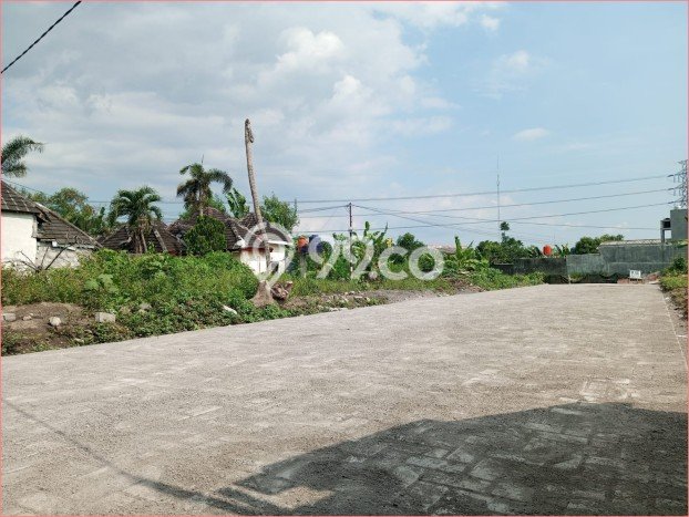 Lahan untuk Dijual di Ngaglik Sleman Luas 271m2 Lahan untuk Dijual di Ngaglik Sleman Luas 271m2