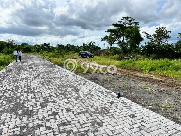 Tanah di Ngaglik, Sleman Luas 228m2 Dijual Segera Tanah di Ngaglik, Sleman Luas 228m2 Dijual Segera