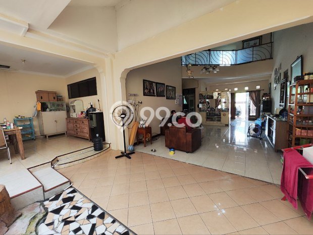 Hot Offer Hunian Mewah Ideal dan Luas di Laweyan, Surakarta Hot Offer Hunian Mewah Ideal dan Luas di Laweyan, Surakarta