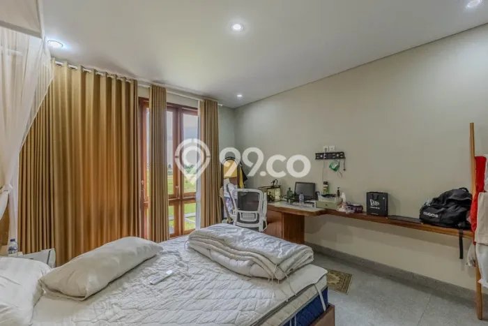 Dijual Segera! Vila di , Ukuran 305m2m², Posisi Strategis dekat dengan berbagai kebutuhan Dijual Segera! Vila di , Ukuran 305m2m², Posisi Strategis dekat dengan berbagai kebutuhan