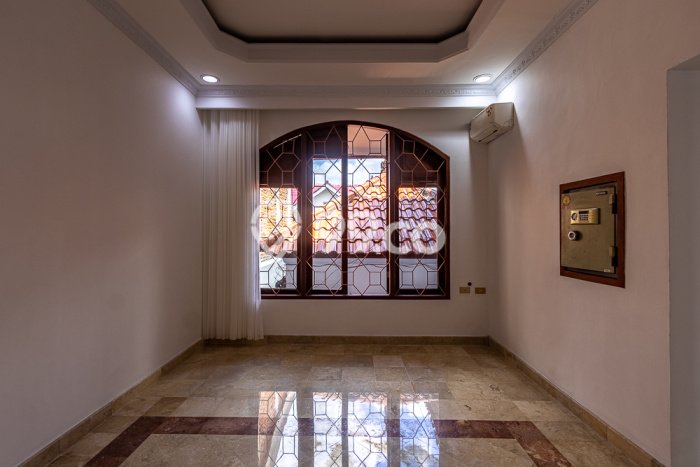 DIJUAL CEPAT! Rumah Renon, Denpasar, Luas 500m² Bangunan 450m² DIJUAL CEPAT! Rumah Renon, Denpasar, Luas 500m² Bangunan 450m²