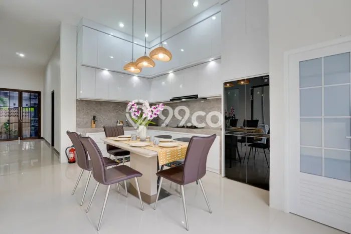 Dijual Rumah Mewah Elegan Dengan View Cantik di Gatot Subroto, Denpasar Dijual Rumah Mewah Elegan Dengan View Cantik di Gatot Subroto, Denpasar