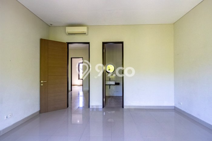 INVESTASI TEPAT! Rumah area Jimbaran, Luas 152m2m² LB 172m2m² INVESTASI TEPAT! Rumah area Jimbaran, Luas 152m2m² LB 172m2m²
