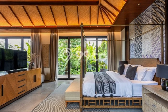 LOKASI TERBAIK! Vila Kawasan Canggu, Luas 1370m², Kawasan Tenang dan nyaman LOKASI TERBAIK! Vila Kawasan Canggu, Luas 1370m², Kawasan Tenang dan nyaman