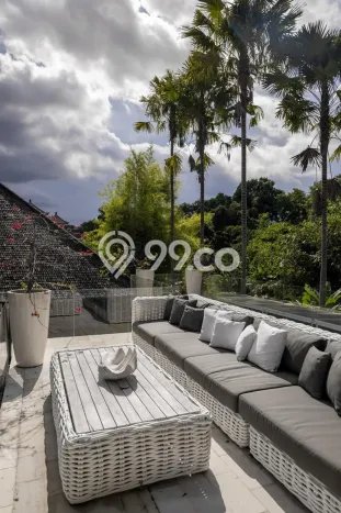 DIJUAL! Vila Kawasan , Luas 2390m2m², Lokasi Strategis DIJUAL! Vila Kawasan , Luas 2390m2m², Lokasi Strategis