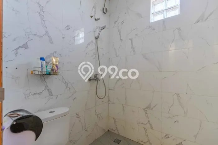 KESEMPATAN EMAS! Rumah Premium di Denpasar Timur, Denpasar, Luas 250m2m² Bangunan 390m2m² KESEMPATAN EMAS! Rumah Premium di Denpasar Timur, Denpasar, Luas 250m2m² Bangunan 390m2m²