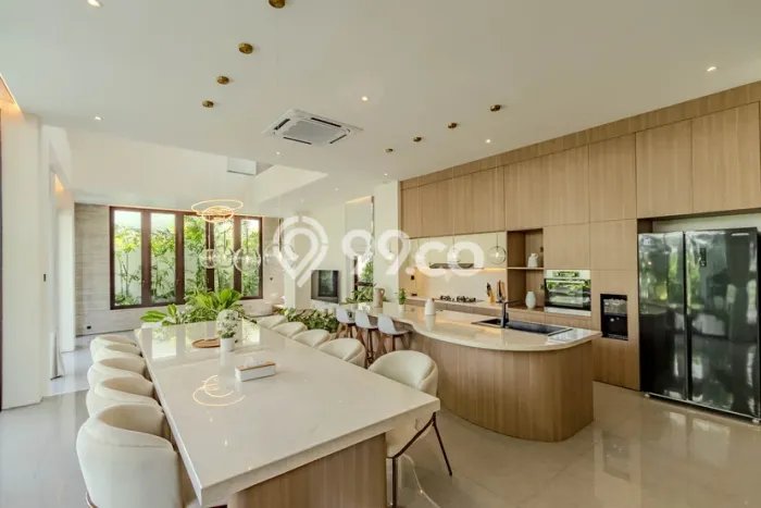 HOT DEAL! Vila Kawasan Kuta, Area 315m2m², Lokasi Prima HOT DEAL! Vila Kawasan Kuta, Area 315m2m², Lokasi Prima