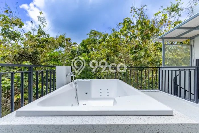 Rumah 3 KT 3 KM LT 175m2m², Luas Bangunan 280m2m² di , Badung Rumah 3 KT 3 KM LT 175m2m², Luas Bangunan 280m2m² di , Badung