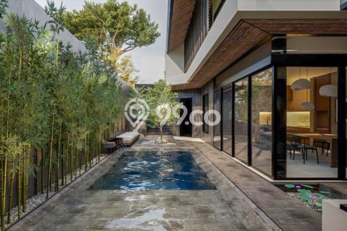 HARGA MENARIK! Vila di Ungasan, Luas 300m², Area Premium dengan akses bagus HARGA MENARIK! Vila di Ungasan, Luas 300m², Area Premium dengan akses bagus
