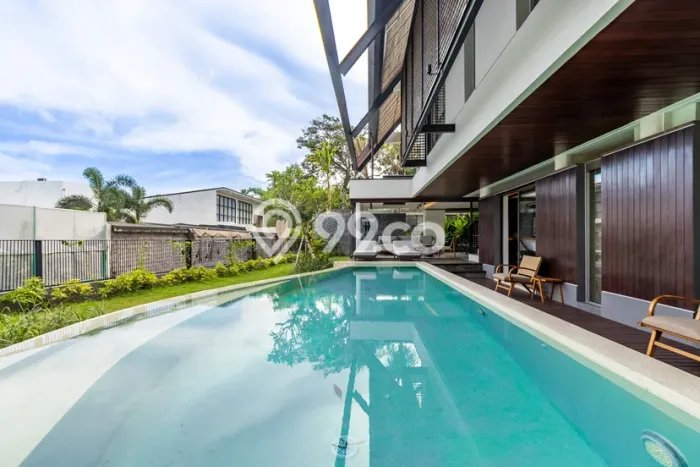 Tersedia Vila Kawasan , Dimensi 493m2m², Area tenang untuk keluarga Tersedia Vila Kawasan , Dimensi 493m2m², Area tenang untuk keluarga