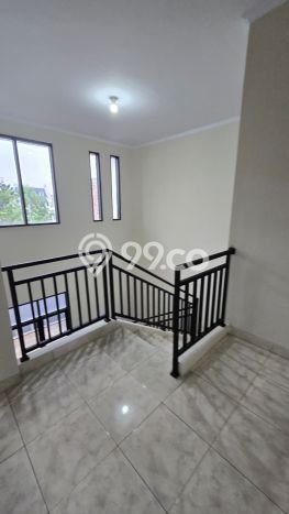 HOT DEAL! Rumah area Alam Sutera, 3 KM, Area Strategis, LT 240m2m² Bangunan 400m2m² HOT DEAL! Rumah area Alam Sutera, 3 KM, Area Strategis, LT 240m2m² Bangunan 400m2m²