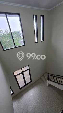 HOT DEAL! Rumah area Alam Sutera, 3 KM, Area Strategis, LT 240m2m² Bangunan 400m2m² HOT DEAL! Rumah area Alam Sutera, 3 KM, Area Strategis, LT 240m2m² Bangunan 400m2m²