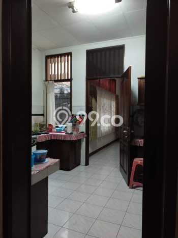 Rumah Modern Cantik 5 KT Siap Huni di Jebres Rumah Modern Cantik 5 KT Siap Huni di Jebres