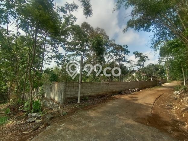 Dijual Tanah di Mojogedang, Luas 2700m², Area Potensial Dijual Tanah di Mojogedang, Luas 2700m², Area Potensial