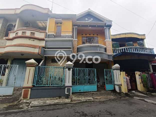 Dijual Cepat Rumah Bagus Siap Huni LB 160m2 di Banjarsari, Surakarta Dijual Cepat Rumah Bagus Siap Huni LB 160m2 di Banjarsari, Surakarta