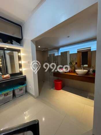 Rumah Mewah LB 213m2 Siap Huni Desain Elegan di Panjer, Denpasar Rumah Mewah LB 213m2 Siap Huni Desain Elegan di Panjer, Denpasar
