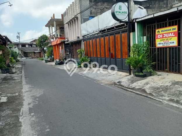 Dijual Cepat Rumah Favorit Siap Huni LB 129m2 di Jebres, Surakarta Dijual Cepat Rumah Favorit Siap Huni LB 129m2 di Jebres, Surakarta