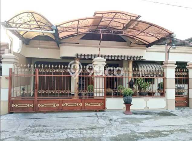 Dijual Hunian Mewah dengan Fasilitas Sekitar Komplit di Laweyan, Surakarta Dijual Hunian Mewah dengan Fasilitas Sekitar Komplit di Laweyan, Surakarta