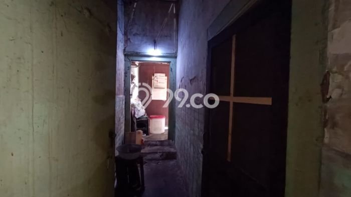Ruko Dijual di Jebres Surakarta dengan LB 160m2 Ruko Dijual di Jebres Surakarta dengan LB 160m2